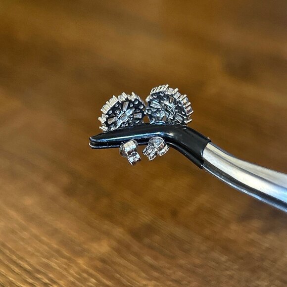 Snowflake 925 Silver Cz Stud Earrings - Picture 6 of 7